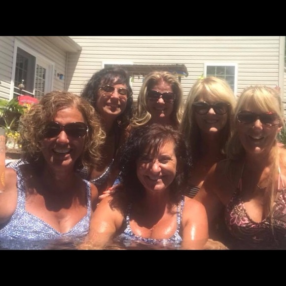 Meet your Posher, Melodi - Picture 3 of 5